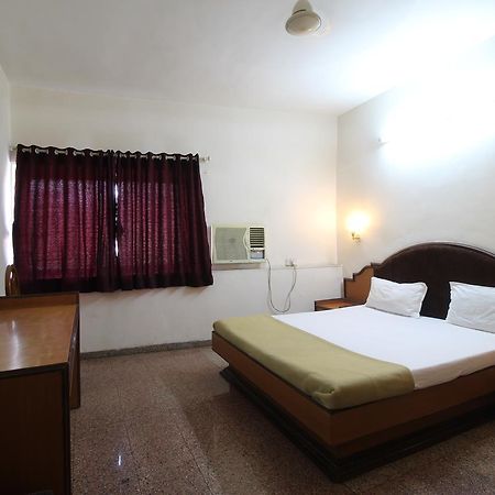 Soubhagya Inn Silvassa Zewnętrze zdjęcie