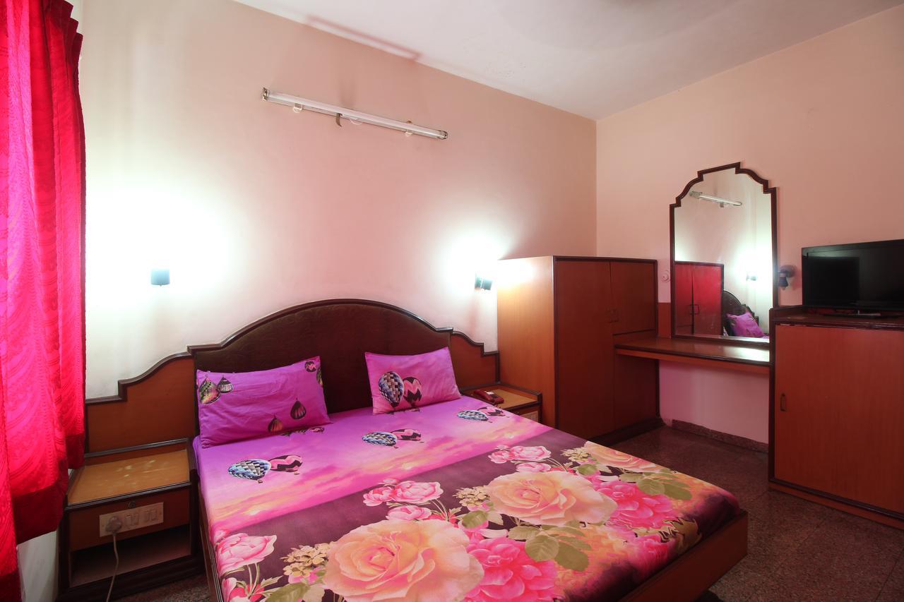 Soubhagya Inn Silvassa Zewnętrze zdjęcie