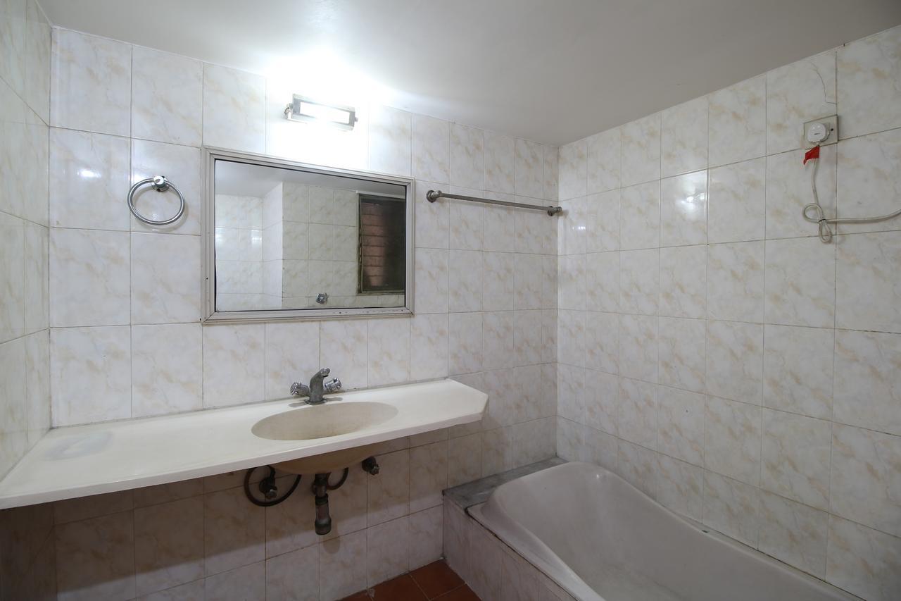 Soubhagya Inn Silvassa Zewnętrze zdjęcie