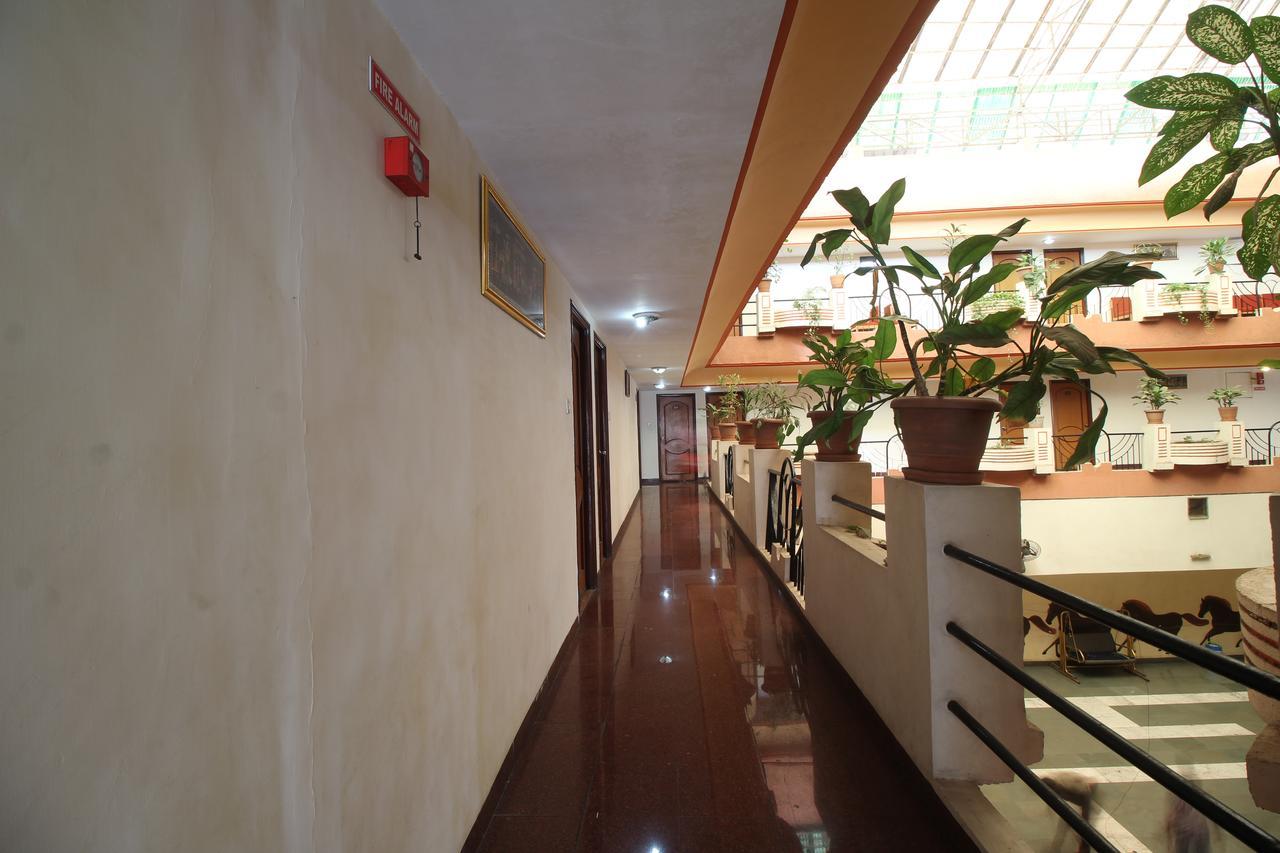 Soubhagya Inn Silvassa Zewnętrze zdjęcie