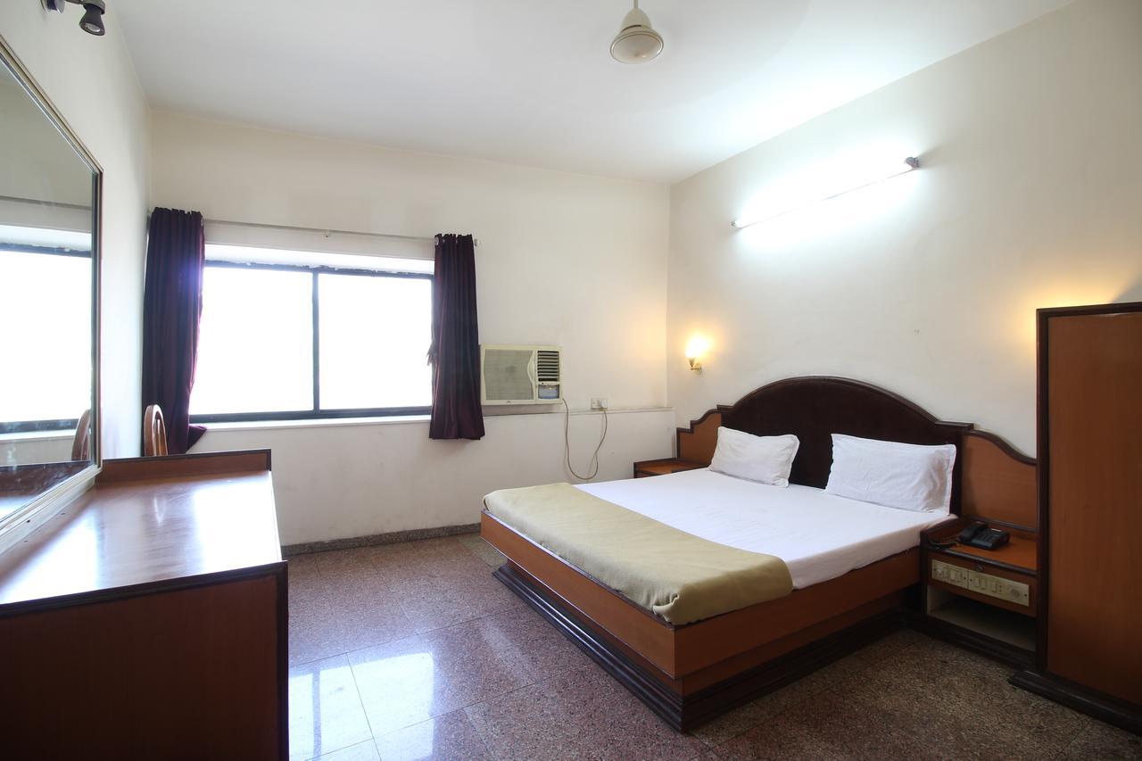 Soubhagya Inn Silvassa Zewnętrze zdjęcie